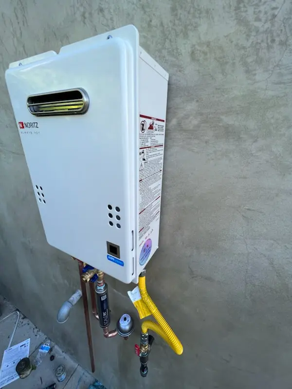 Tankless water heater installation for Brookmead North homes